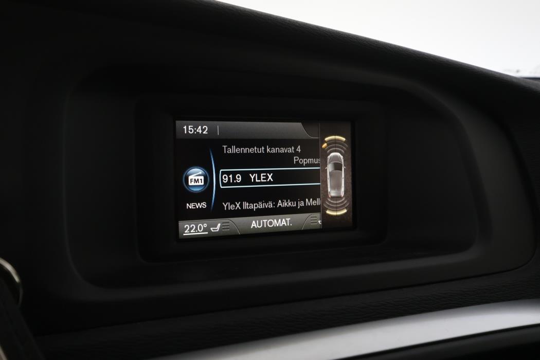 VOLVO V40 2017