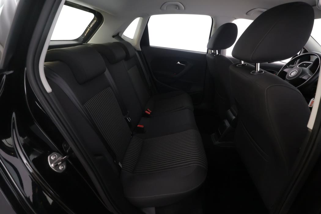 VOLKSWAGEN Polo 2010