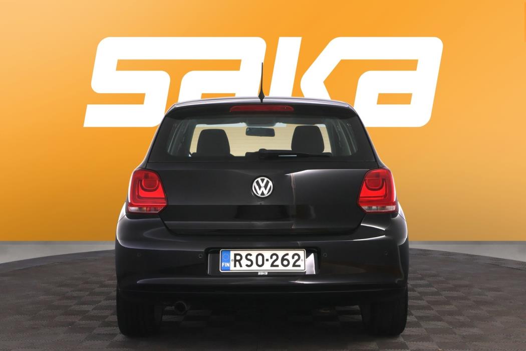 VOLKSWAGEN Polo 2010