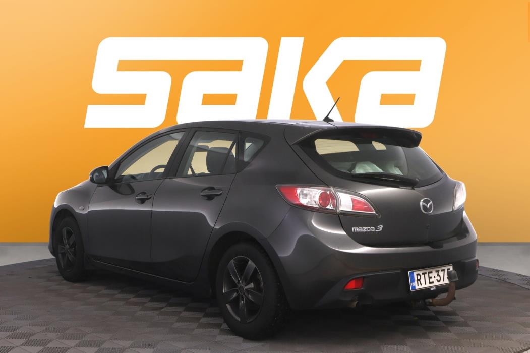 MAZDA Mazda3 2011