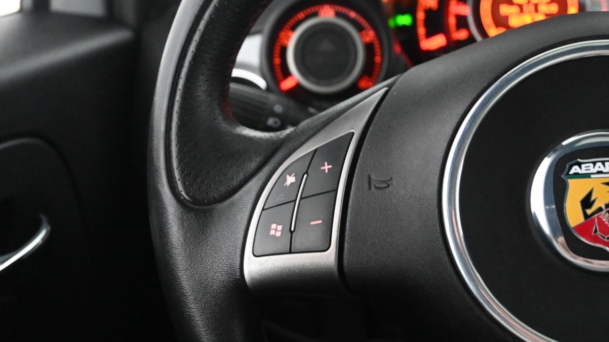 FIAT-ABARTH 500 2011