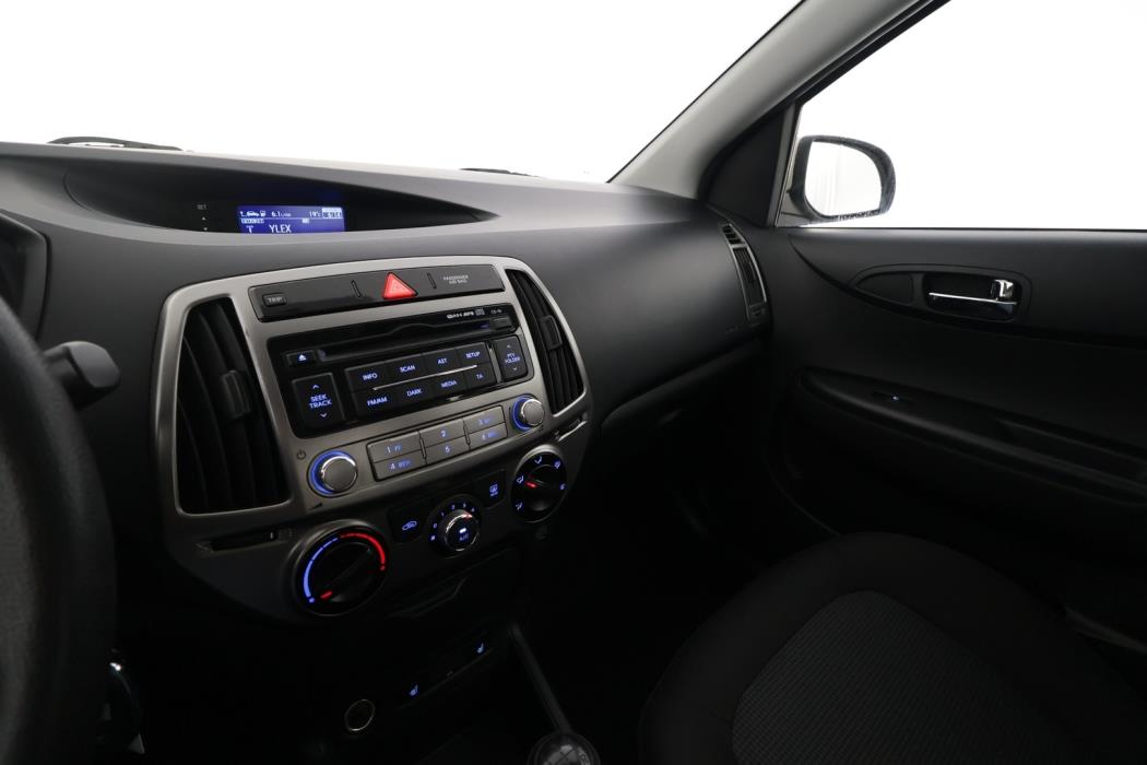HYUNDAI I20 2014