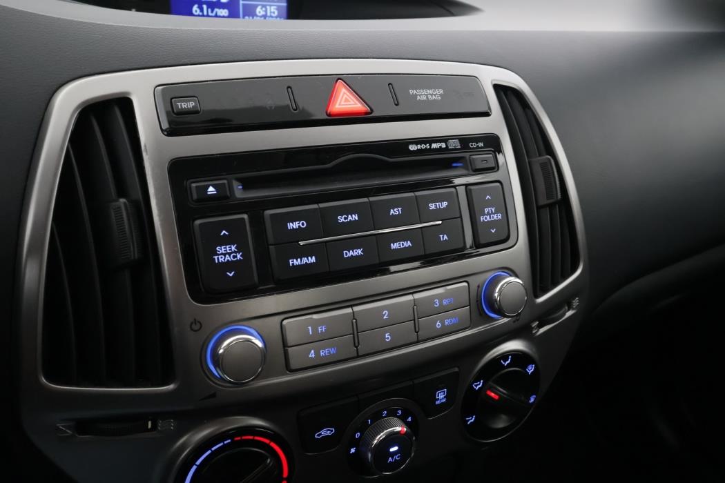 HYUNDAI I20 2014