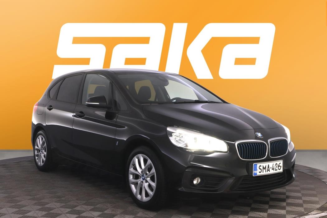 BMW 225 2017