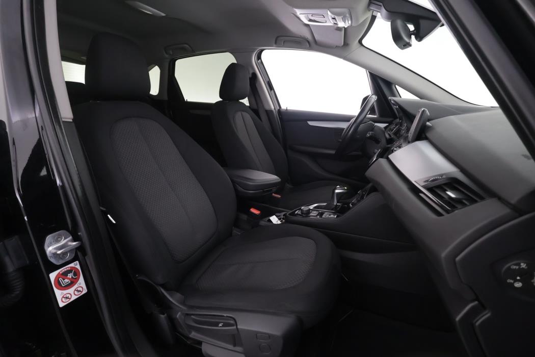 BMW 225 2017