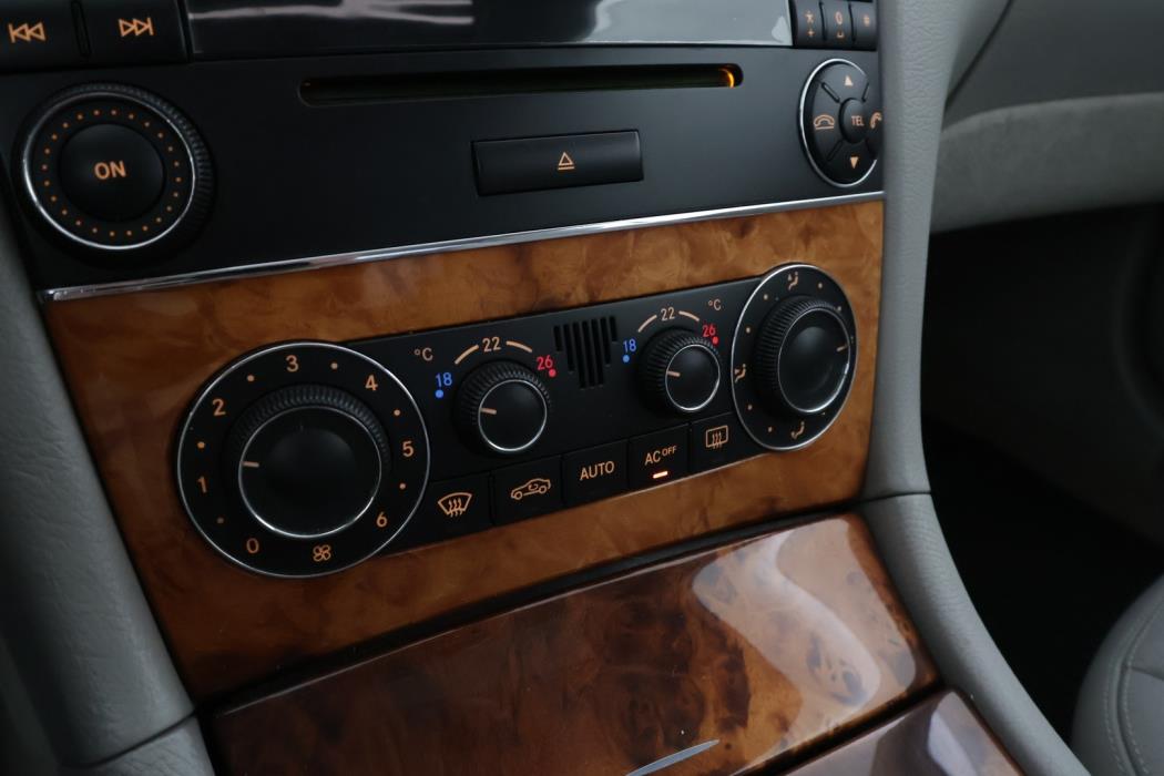 MERCEDES-BENZ CLK 2006