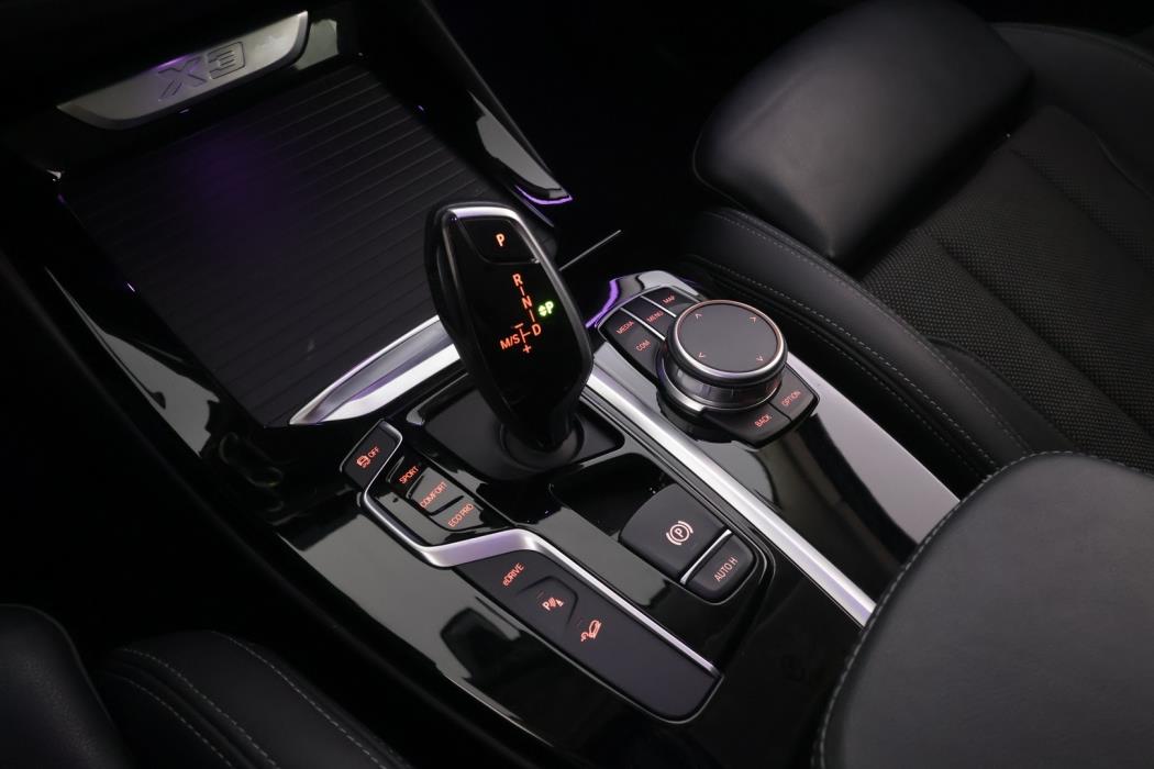 BMW X3 2021