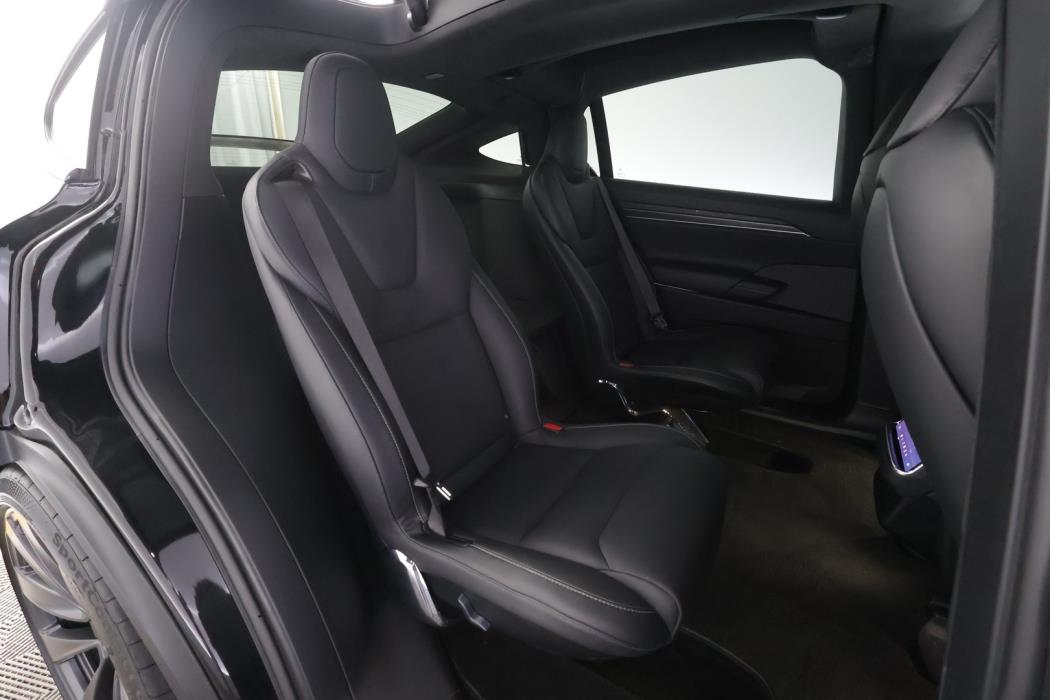 TESLA Model X 2023