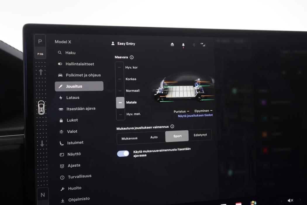 TESLA Model X 2023