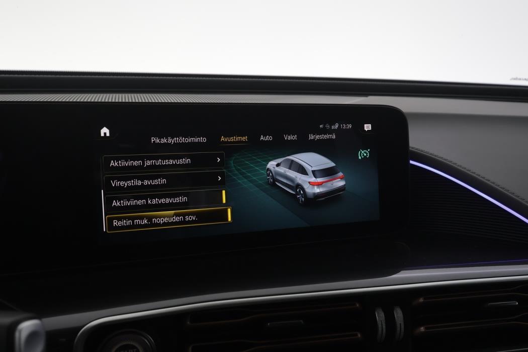 MERCEDES-BENZ EQC 2022