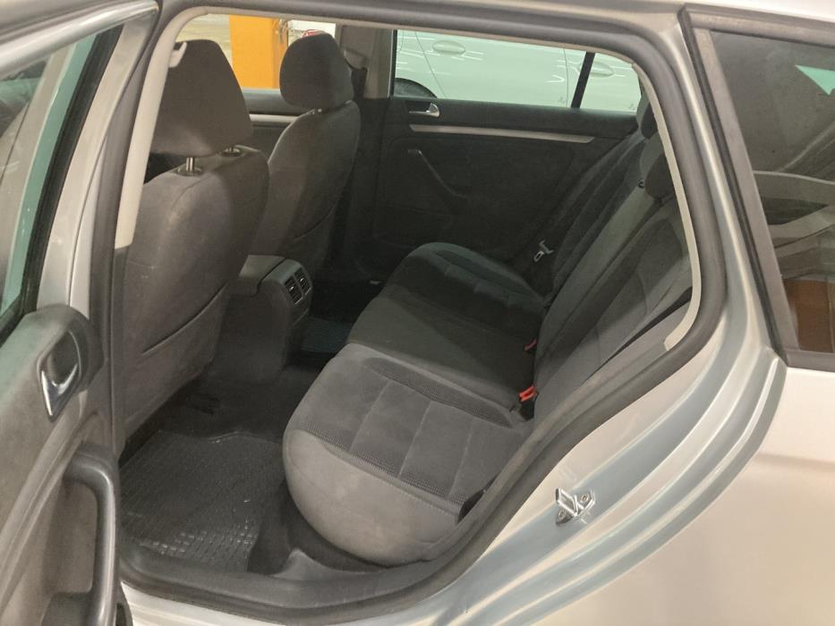 VOLKSWAGEN Golf 2008