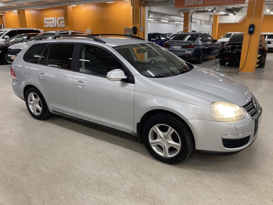 VOLKSWAGEN Golf 2008