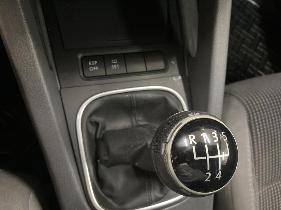 VOLKSWAGEN Golf 2008