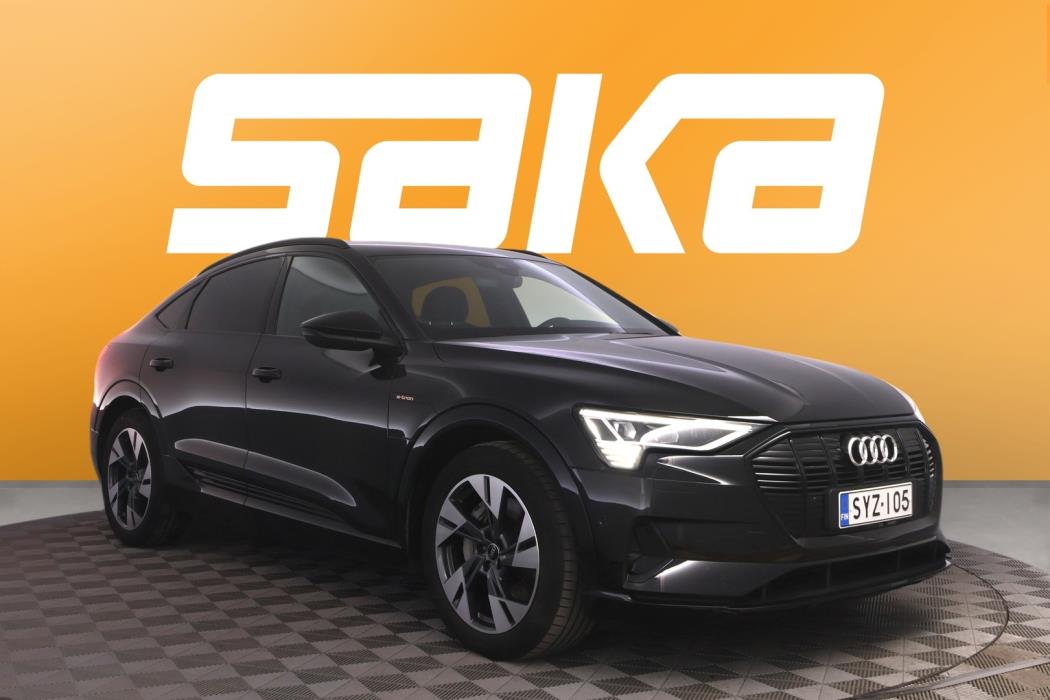 AUDI e-tron 2021