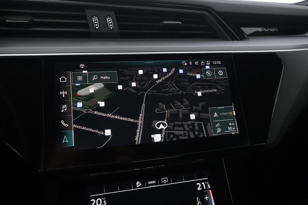 AUDI e-tron 2021