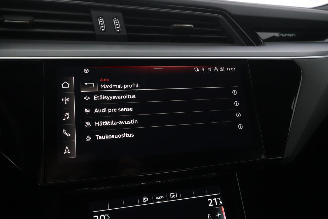 AUDI e-tron 2021