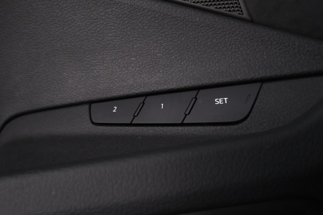 AUDI e-tron 2021