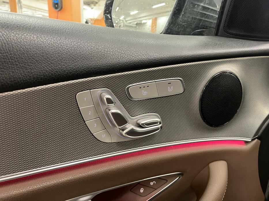 MERCEDES-BENZ E 2017