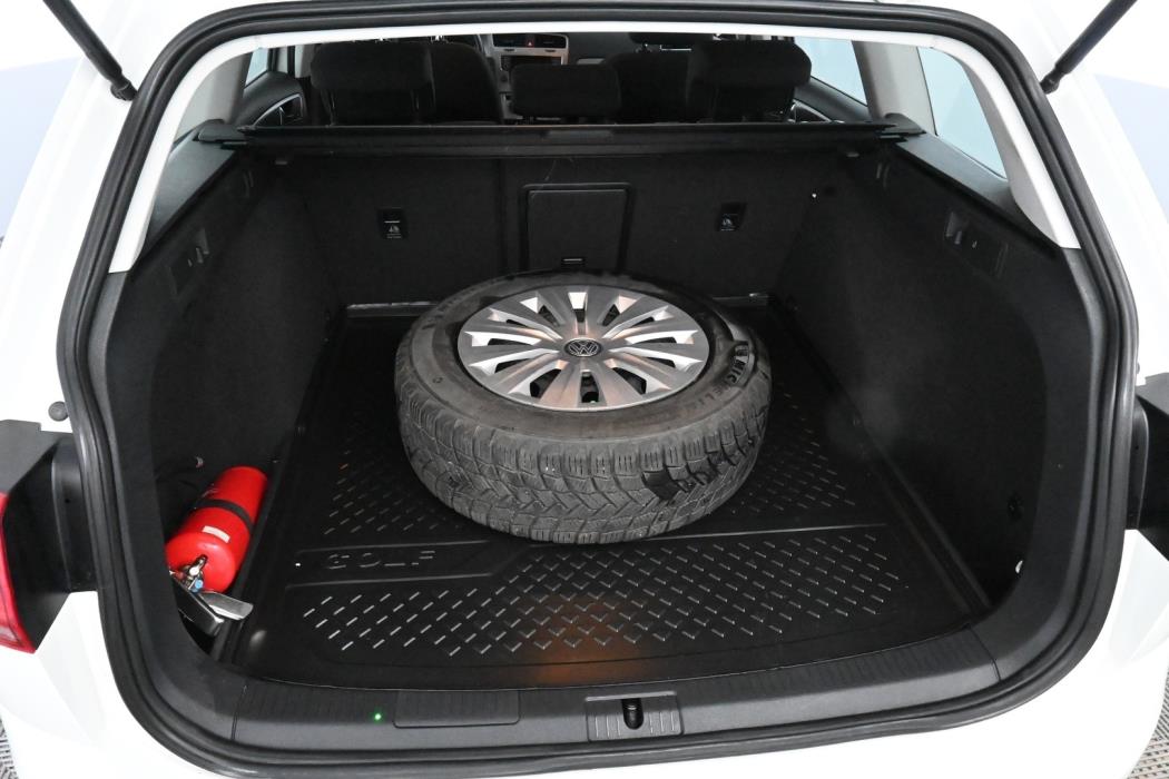 VOLKSWAGEN GOLF 2015