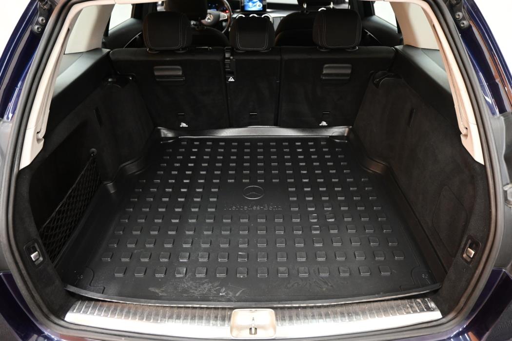 MERCEDES-BENZ C 2017