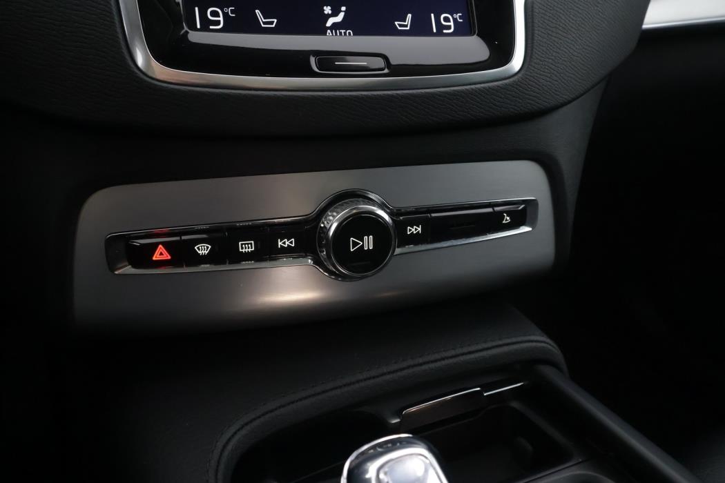 VOLVO XC90 2017