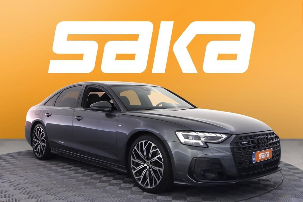 AUDI A8 2022