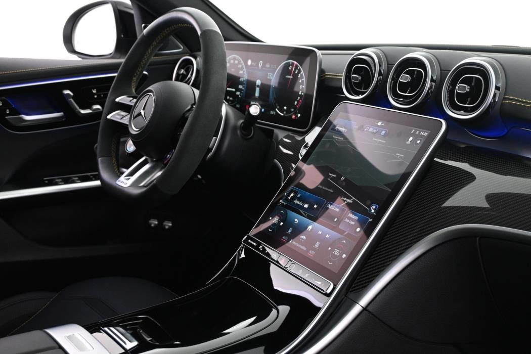 MERCEDES-BENZ C 63 AMG 2024