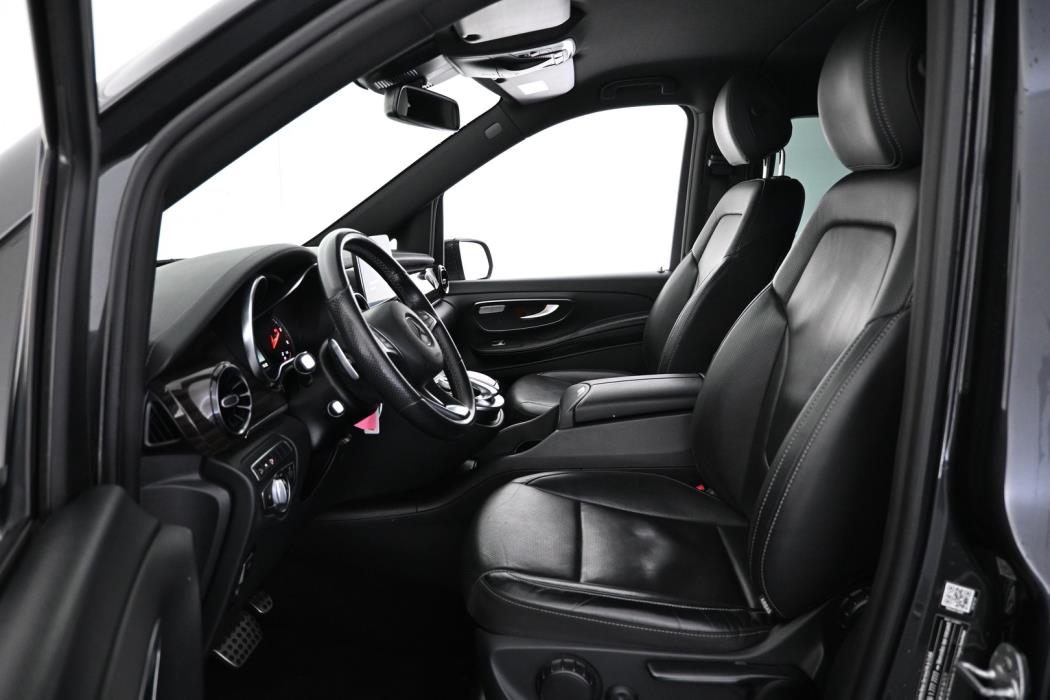 MERCEDES-BENZ V 2020