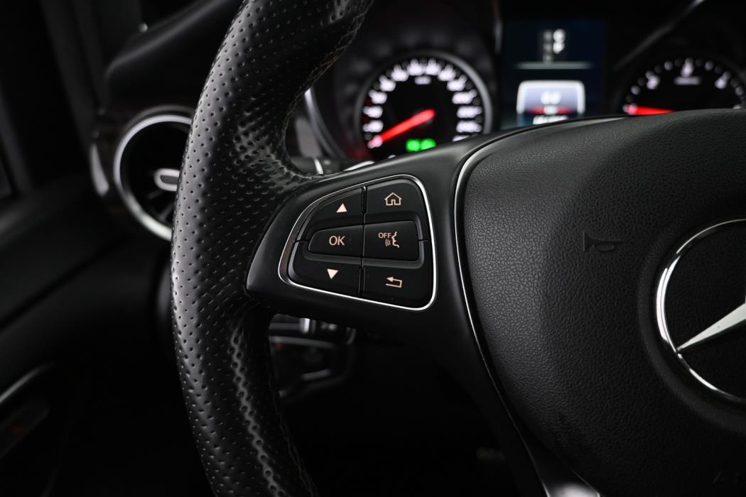 MERCEDES-BENZ V 2020