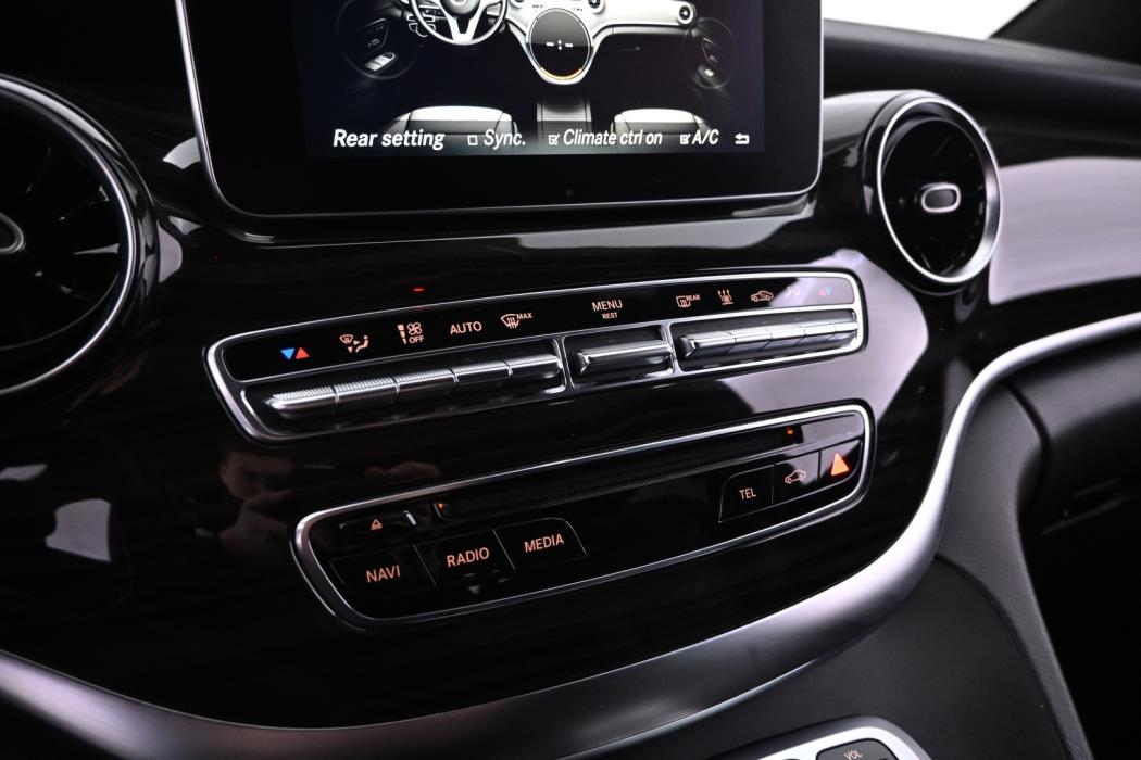 MERCEDES-BENZ V 2020