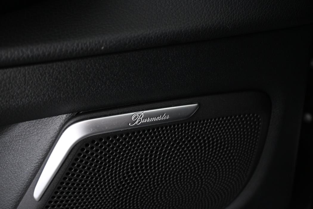 MERCEDES-BENZ V 2020