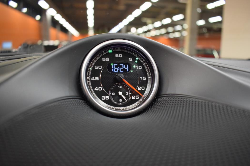 PORSCHE Cayenne 2015