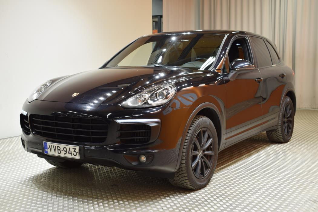PORSCHE Cayenne 2015