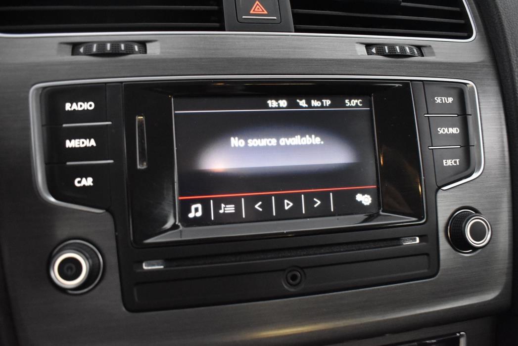 VOLKSWAGEN Golf 2014