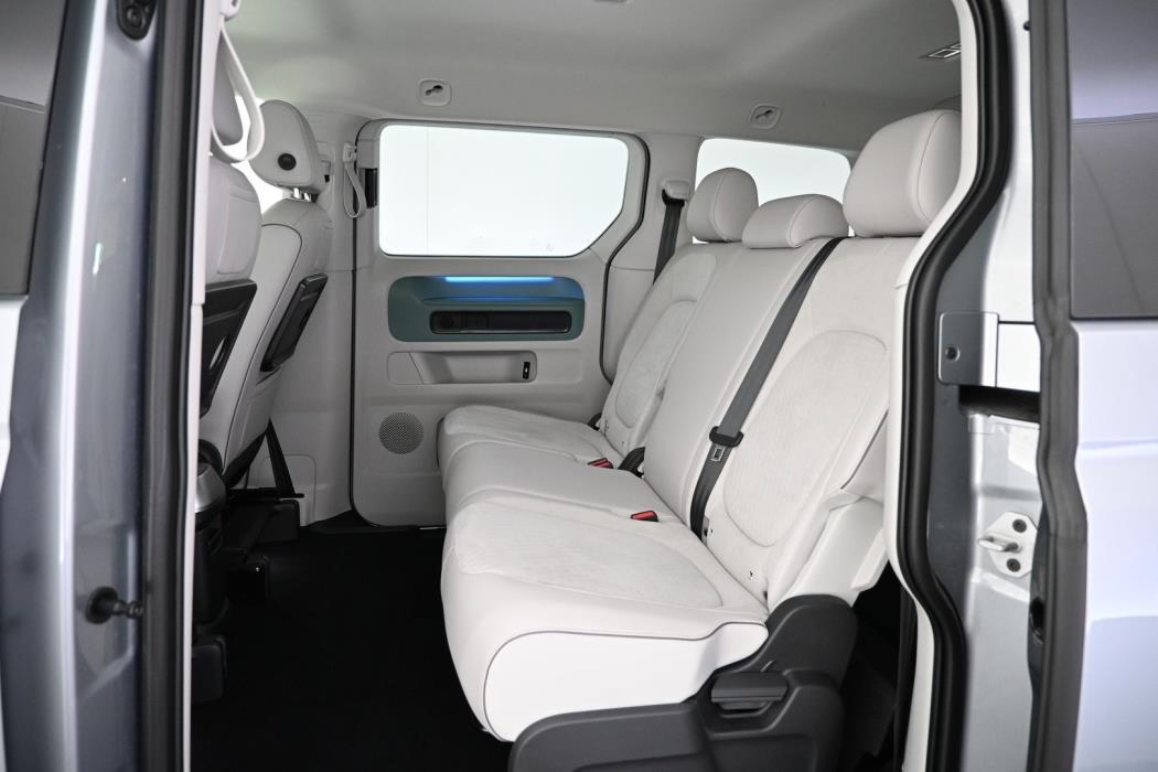 VOLKSWAGEN ID. Buzz 2023