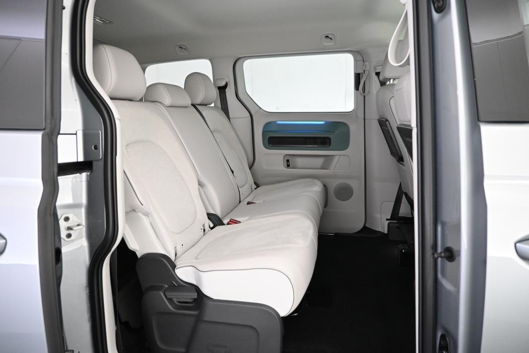 VOLKSWAGEN ID. Buzz 2023