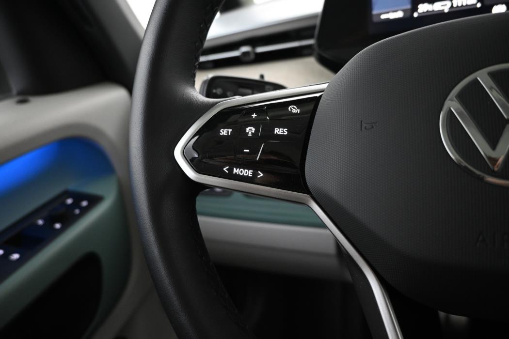 VOLKSWAGEN ID. Buzz 2023