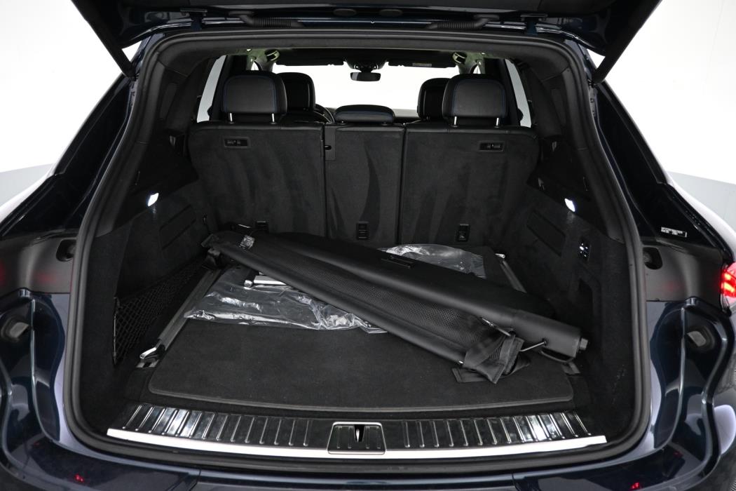 PORSCHE Cayenne 2024