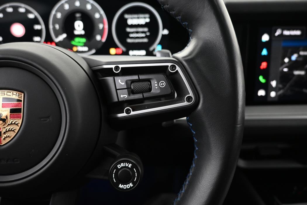 PORSCHE Cayenne 2024