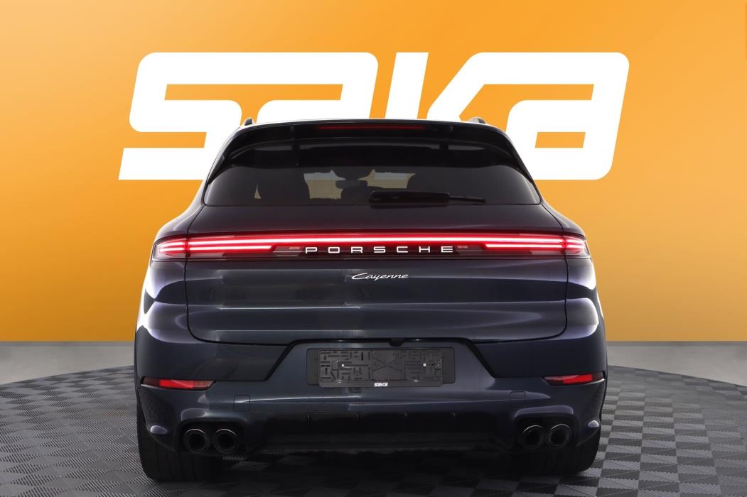 PORSCHE Cayenne 2024