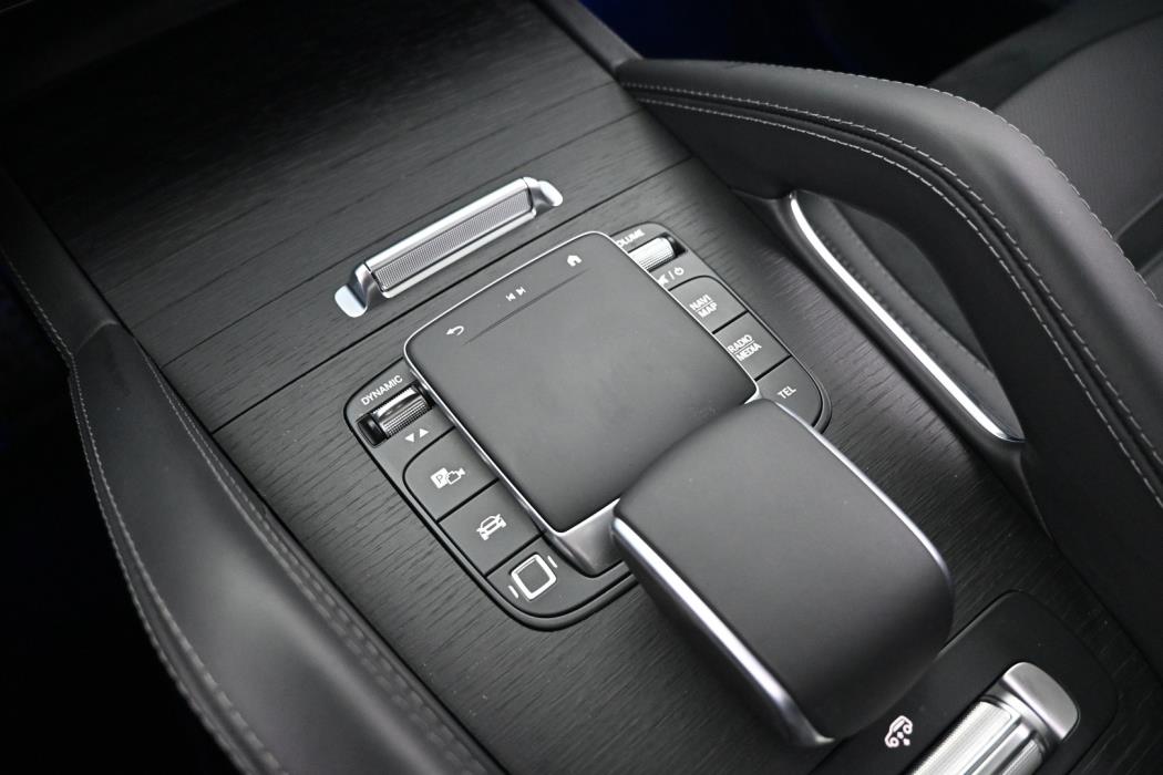MERCEDES-BENZ GLE 53 AMG 2025
