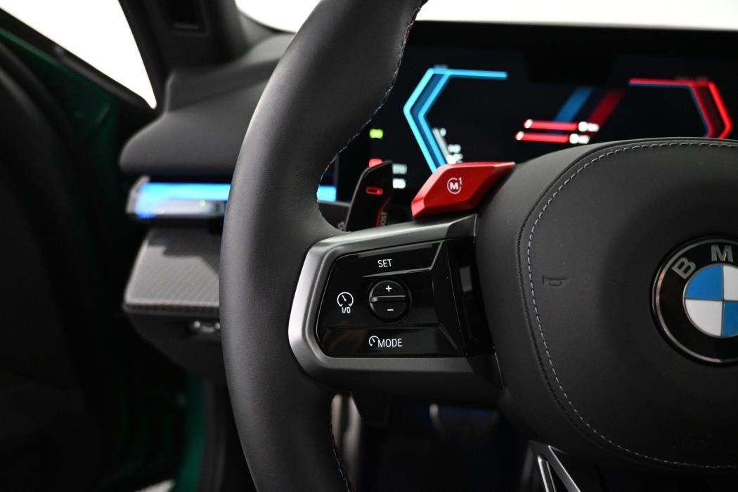BMW M5 2025