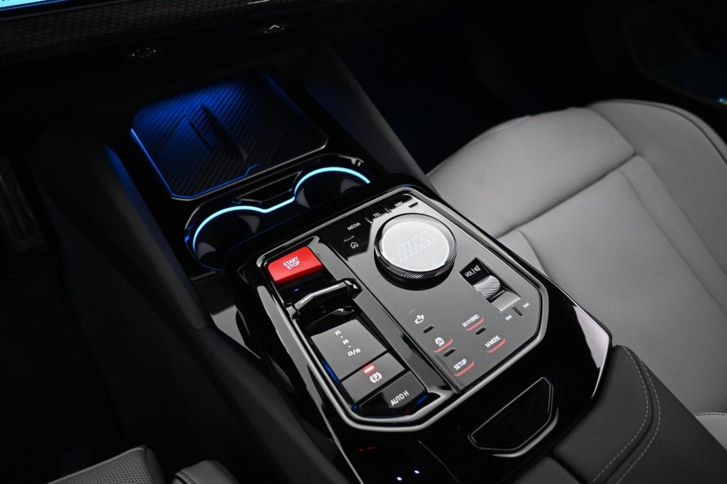 BMW M5 2025