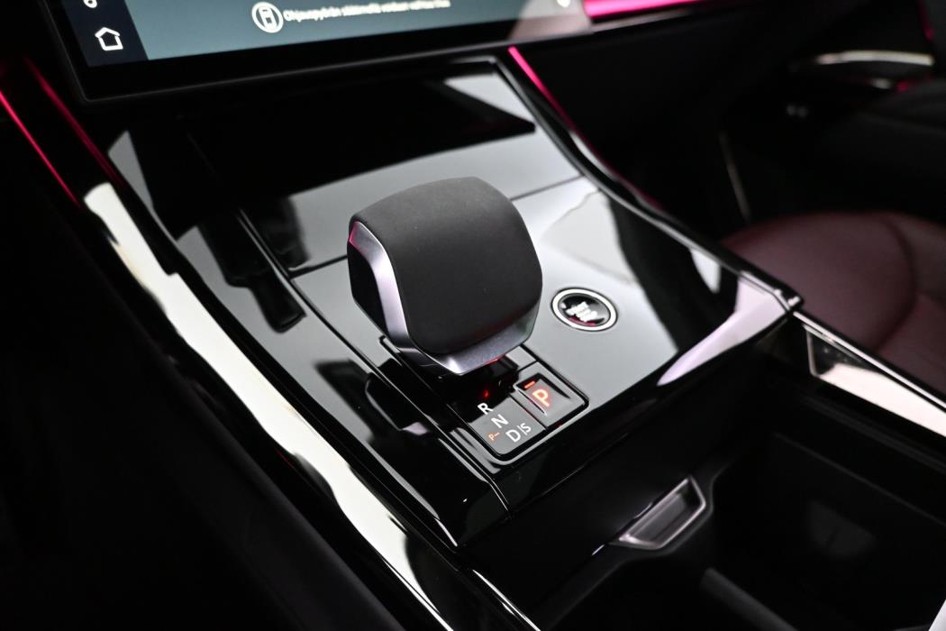 LAND ROVER Range Rover Sport 2024