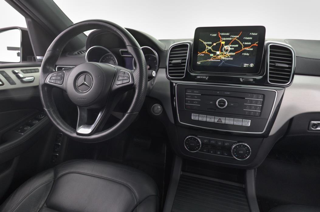 MERCEDES-BENZ GLS 2017