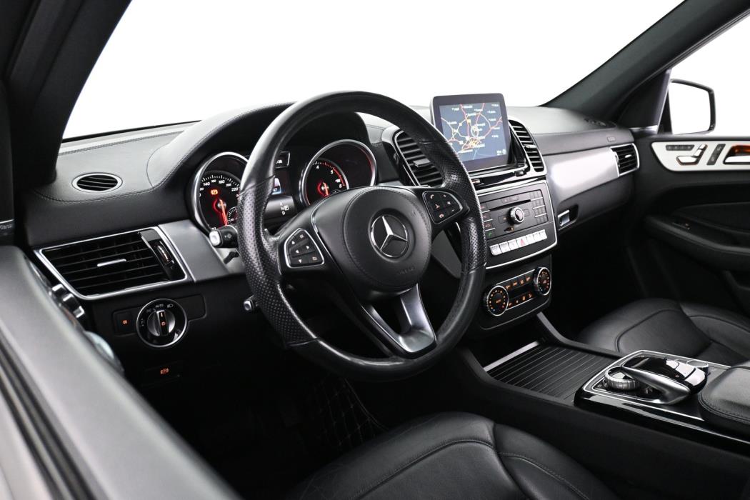 MERCEDES-BENZ GLS 2017