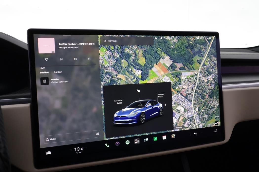 TESLA Model S 2023