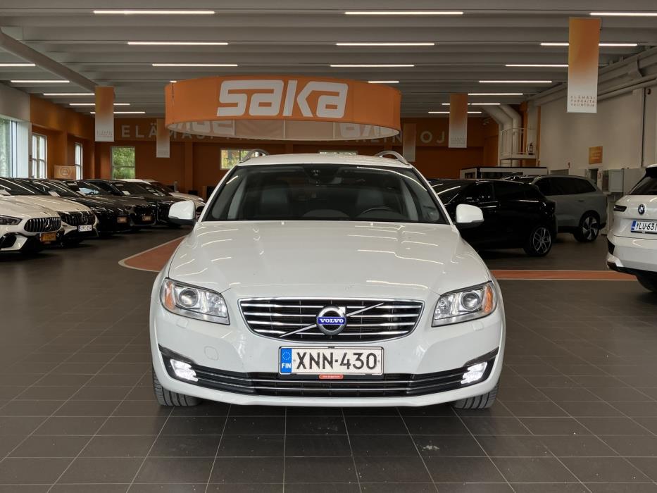 VOLVO V70 2016