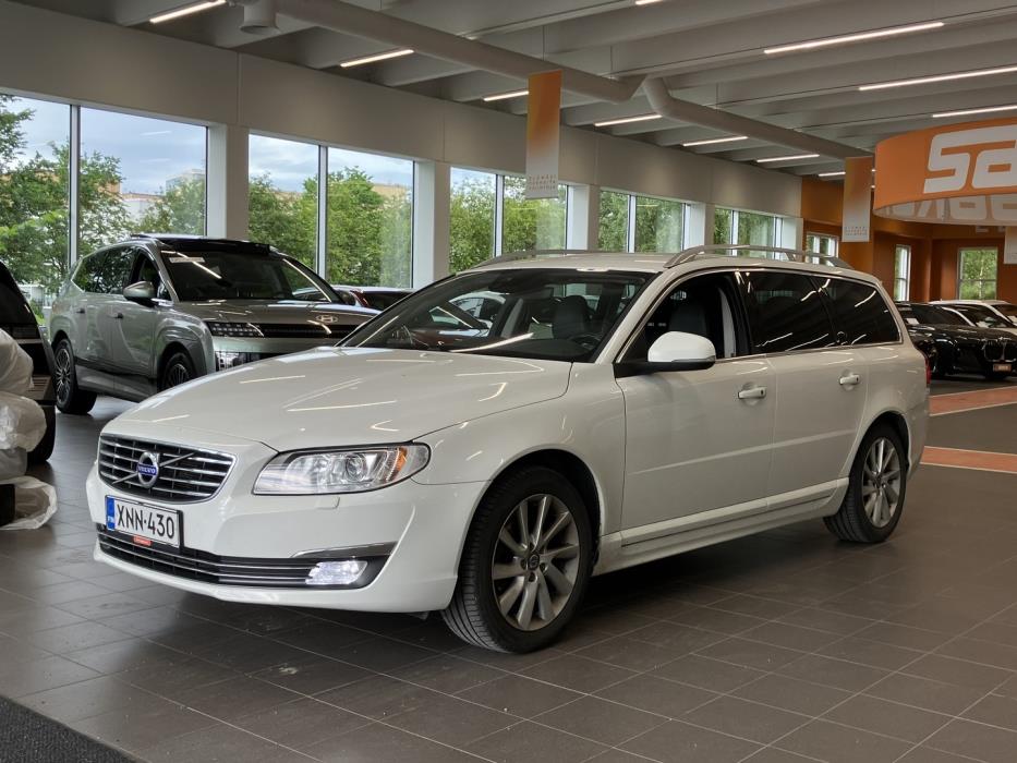 VOLVO V70 2016