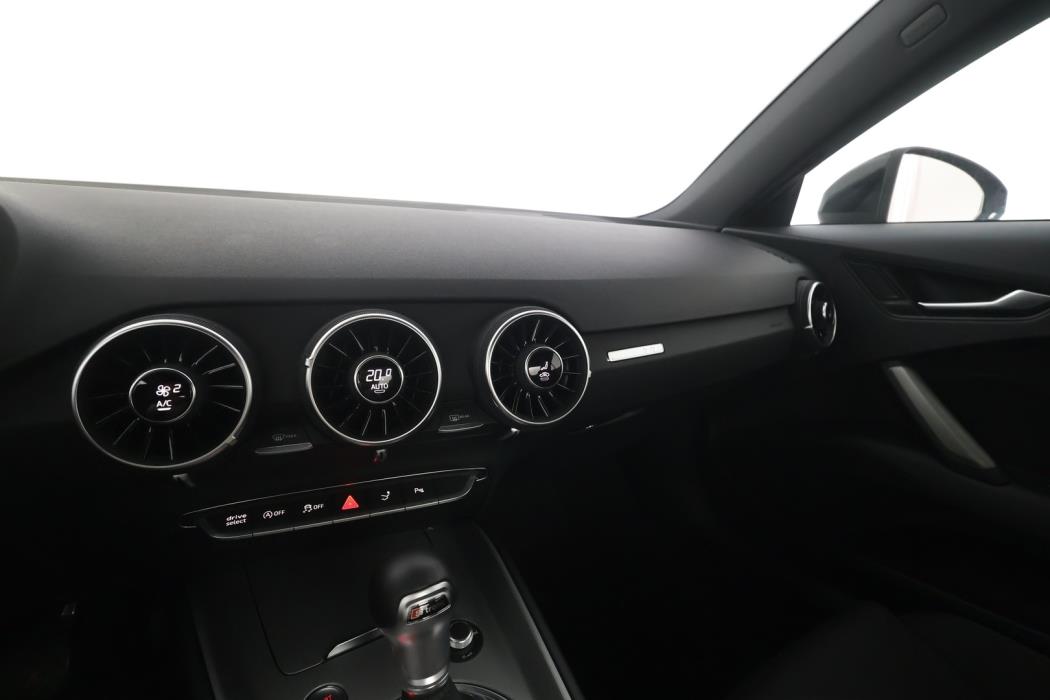 AUDI TT 2023